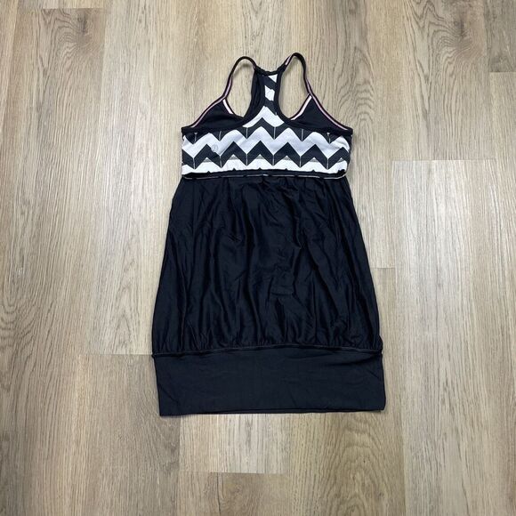Lululemon Athletica Tank Top Womens 4 Black Chevron Racerback Shelf Bra Athletic - Picture 3 of 7